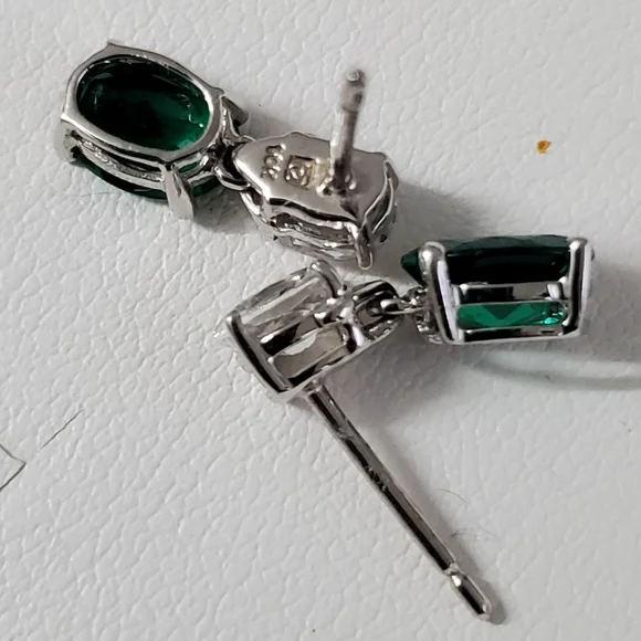 10K Gold Emerald and Sapphire Earrings - Picture 6 of 9